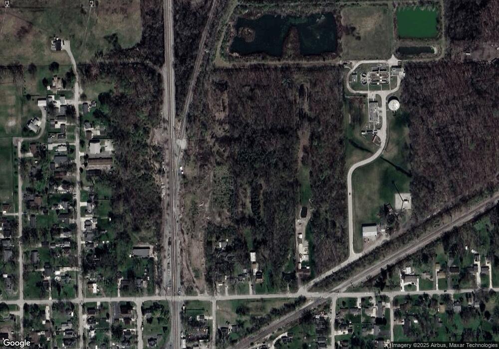 820 Ash St, Carleton, MI 48117 - photo 1