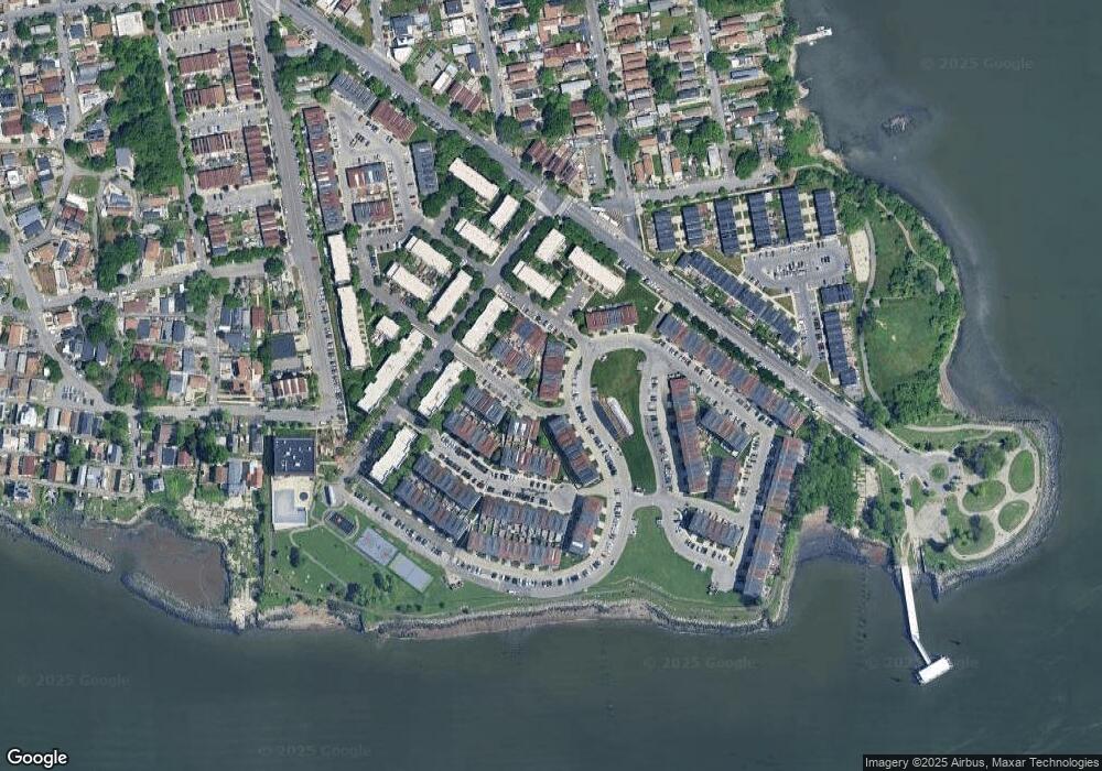 82 Beacon Ln, Bronx, NY 10473 - photo 1