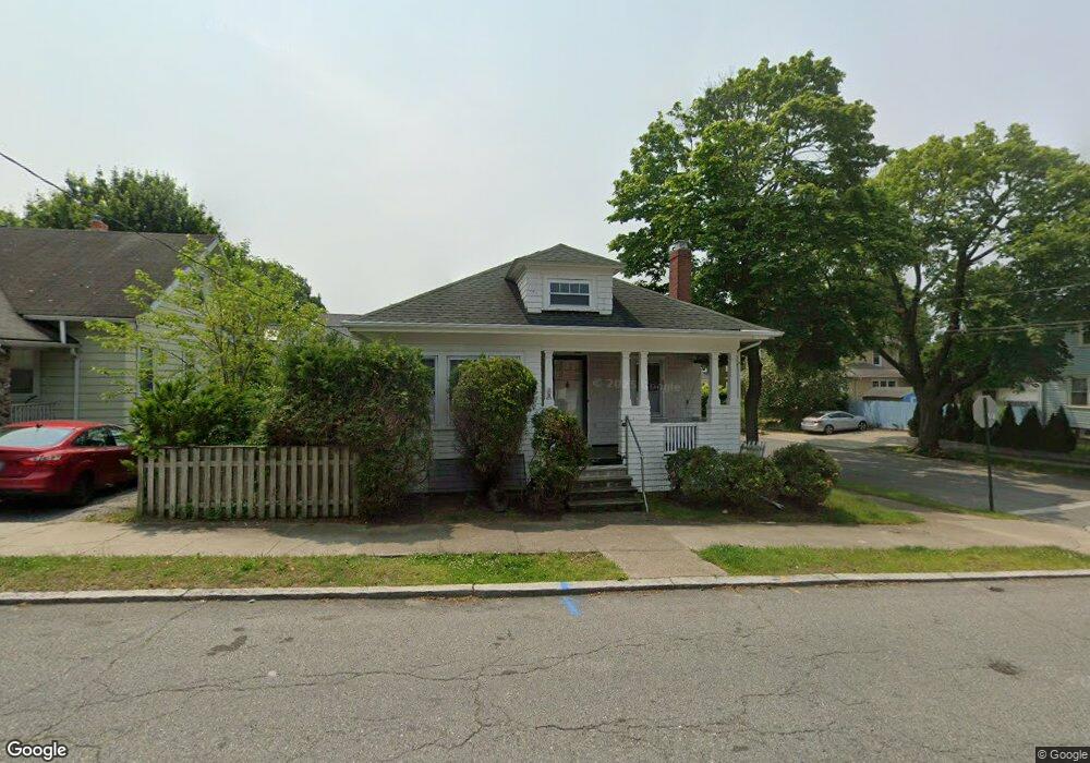 18 Wabun Ave, Providence, RI 02908 - photo 1