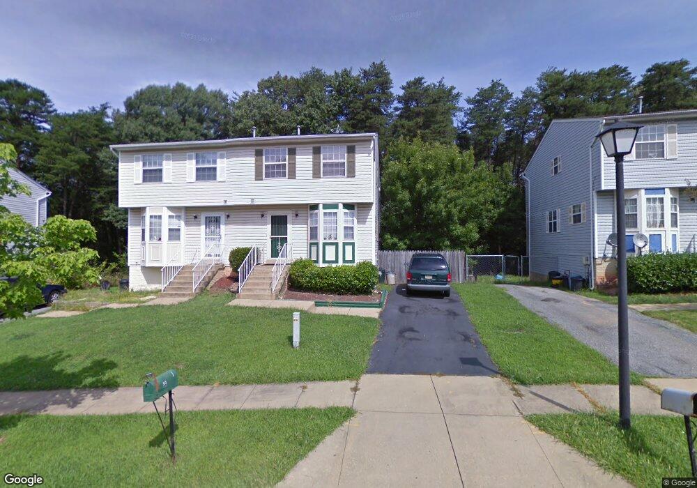 913 Central Hills Ln, Hyattsville, MD 20785 - photo 1