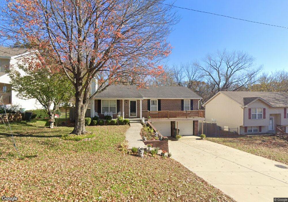 928 N 4th St, Lansing, KS 66043 - photo 1