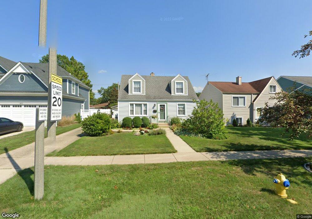 957 S Spring Rd, Elmhurst, IL 60126 - photo 1