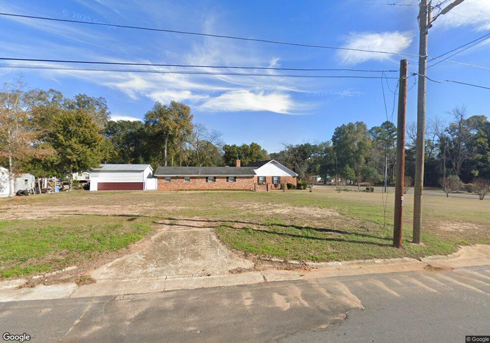 825 Bruton St, Bainbridge, GA 39819 - photo 1