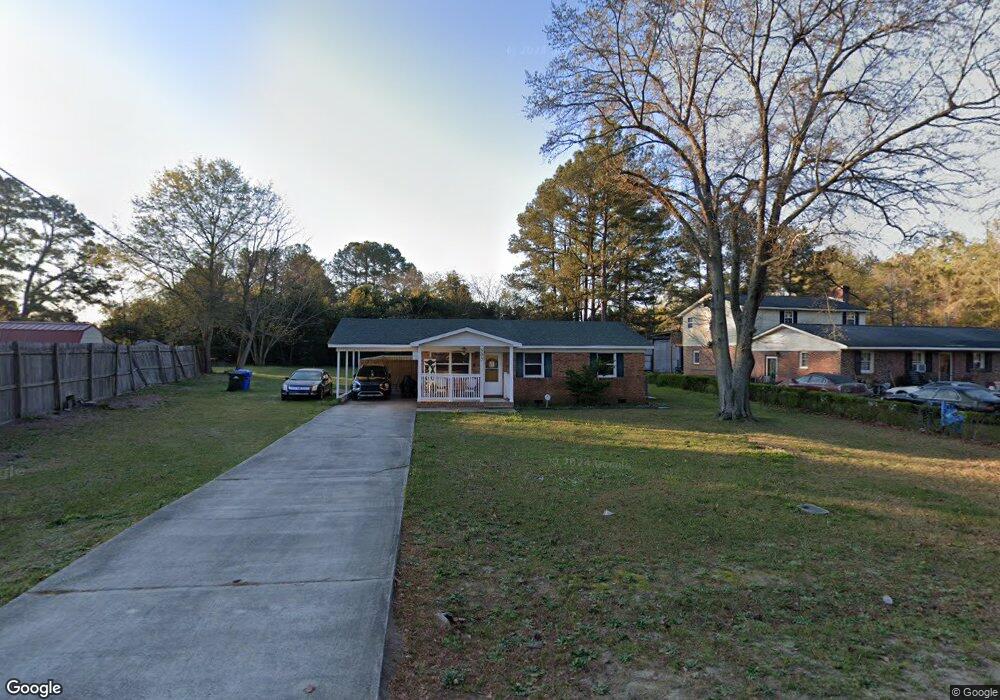 505 Raymond Cir, Laurinburg, NC 28352 - photo 1