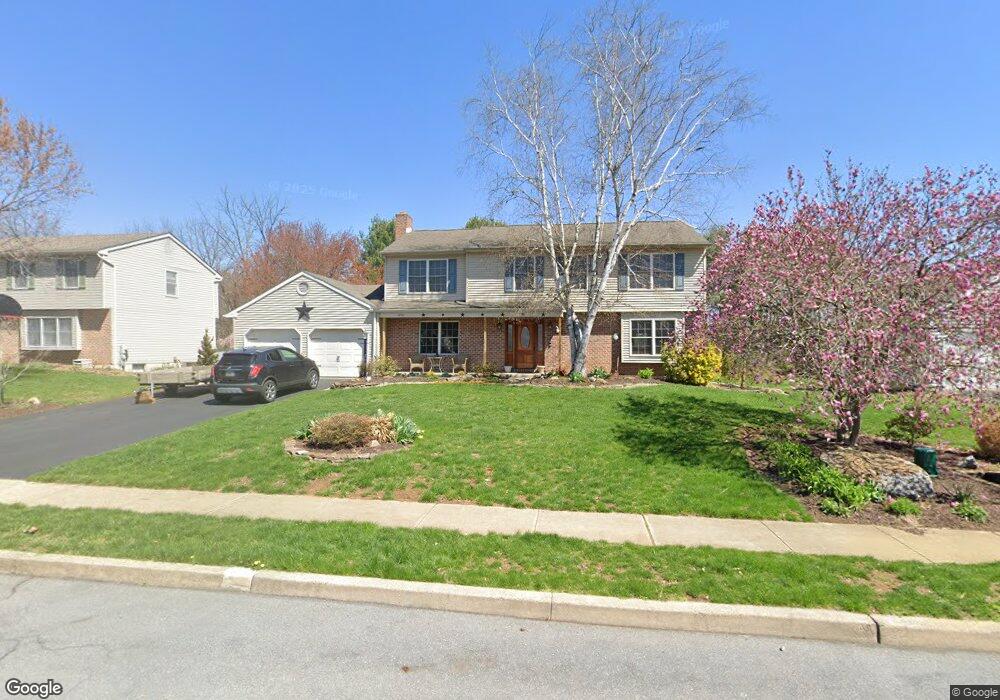 1201 Owls Nest Dr, Reading, PA 19606 - photo 1