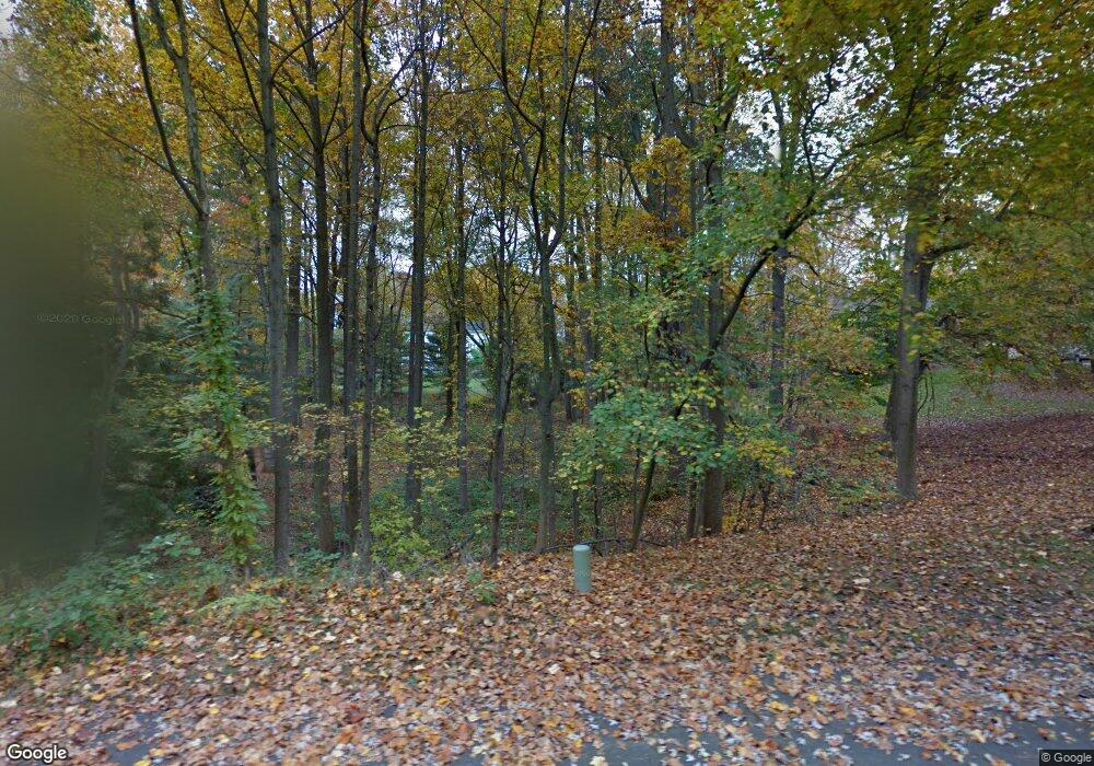 1099 Old Cedar Rd, McLean, VA 22102 - photo 1