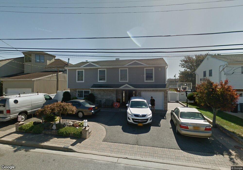 3652 Nimrod St, Seaford, NY 11783 - photo 1