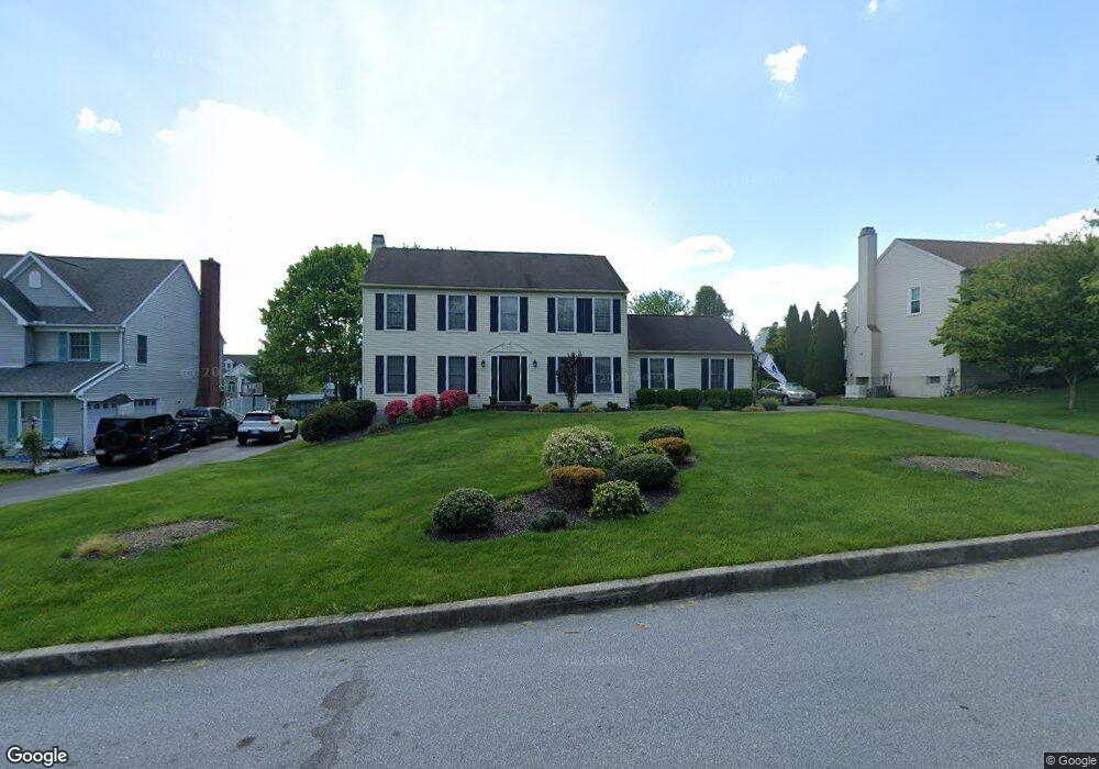 316 Tapestry Cir, Exton, PA 19341 - photo 1