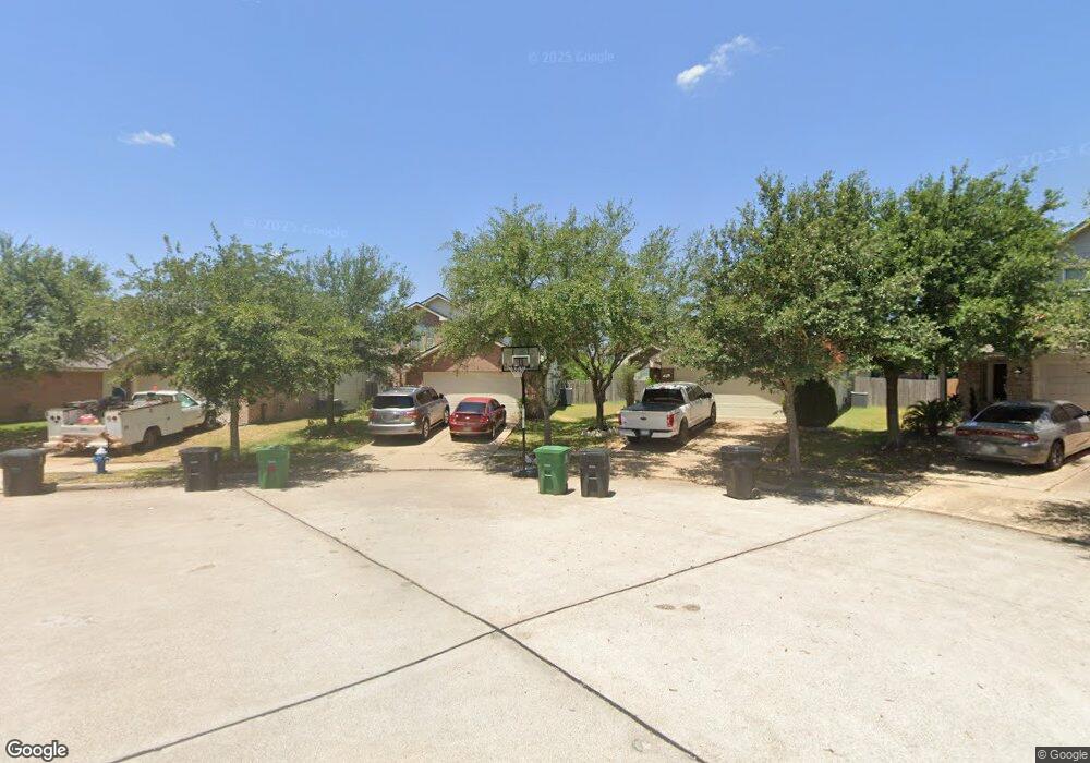 10806 Nellsfield Ln, Houston, TX 77075 - photo 1