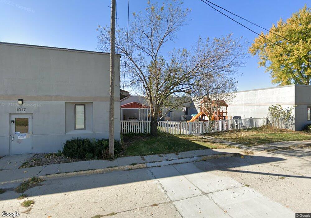 1017 E 7th St N, Newton, IA 50208 - photo 1