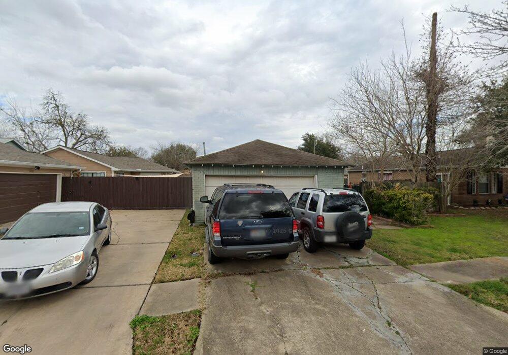 1405 Wilson Dr, Rosenberg, TX 77471 - photo 1