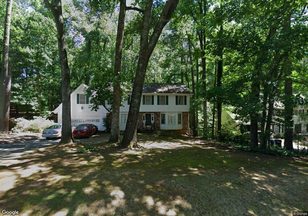 5204 Willow Point Pkwy, Marietta, GA 30068 - photo 1