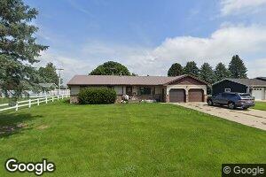 110 8th St, Laurel, NE 68745