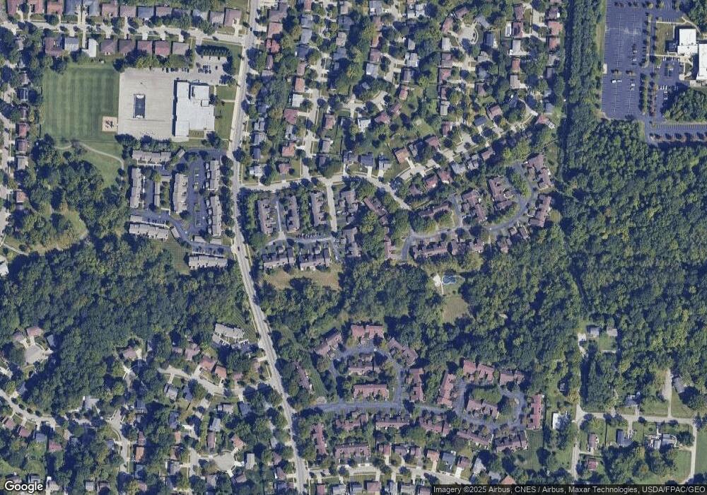 2029 Willow Glen Ln unit 48C, Columbus, OH 43229 - photo 1