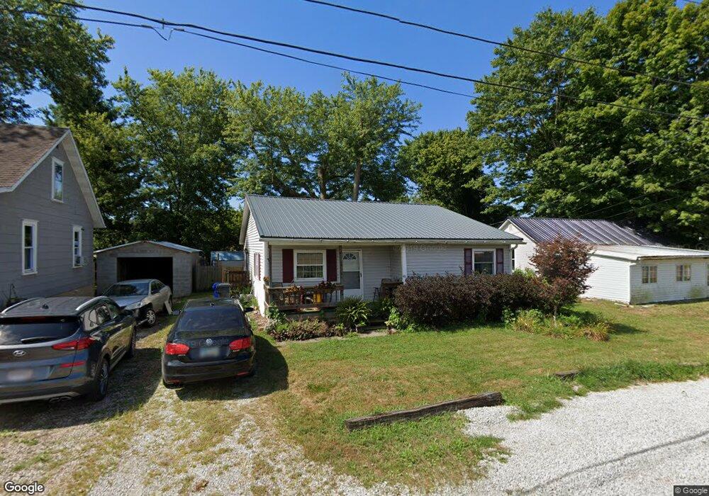 975 Charles St, Logan, OH 43138 - photo 1