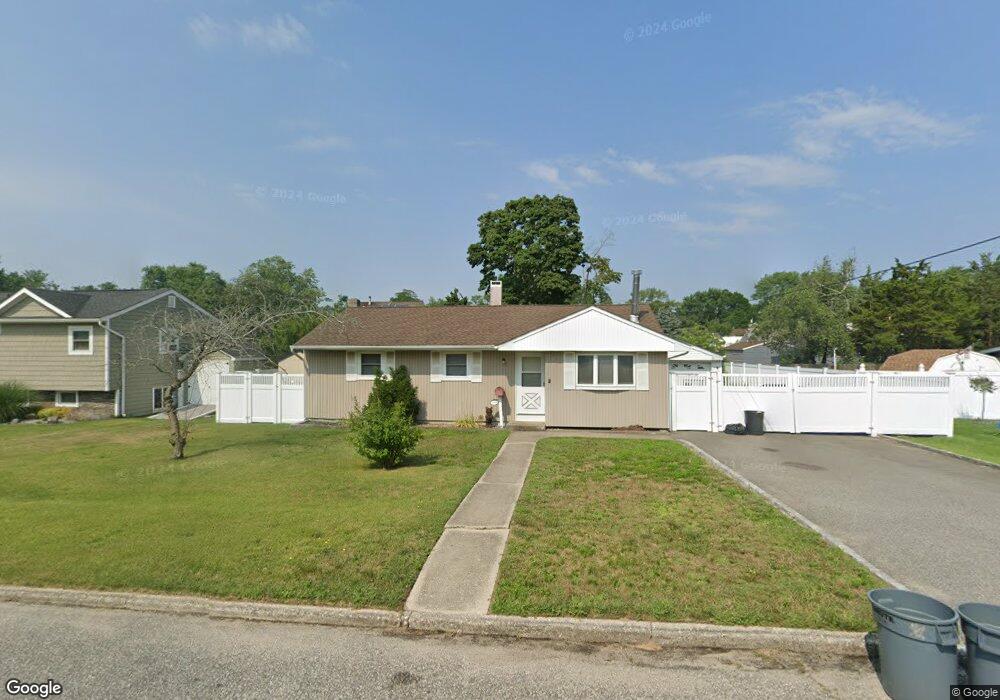 2704 Gull Ave, Medford, NY 11763 - photo 1