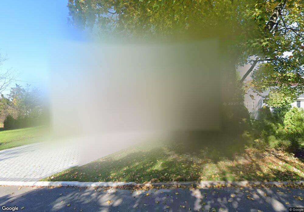 81 Wyoming Rd, Paramus, NJ 07652 - photo 1