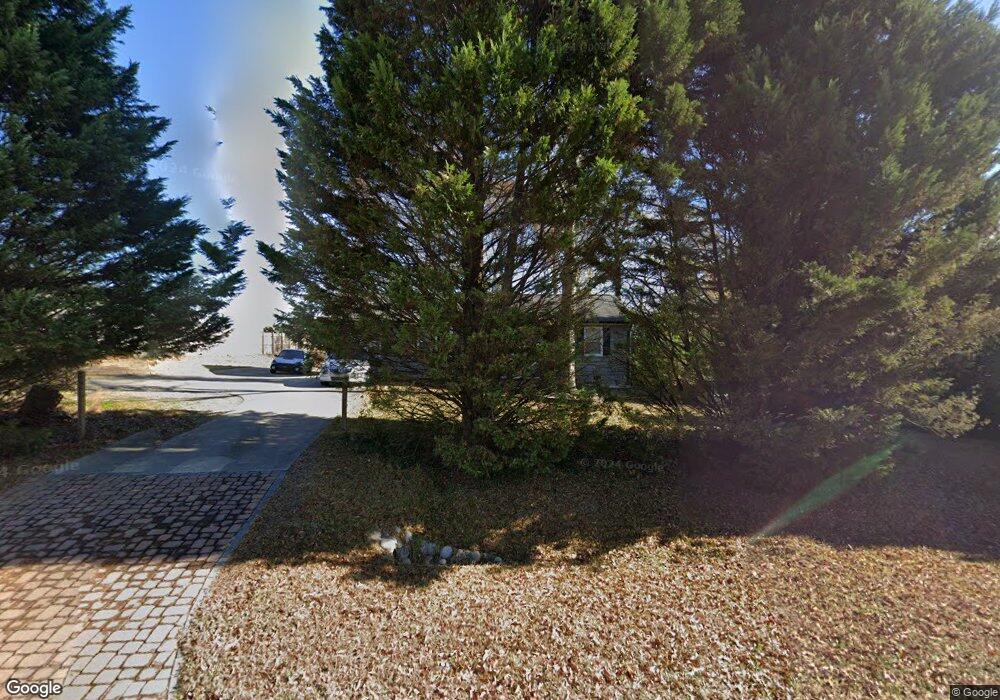 7105 Spout Springs Rd, Flowery Branch, GA 30542 - photo 1