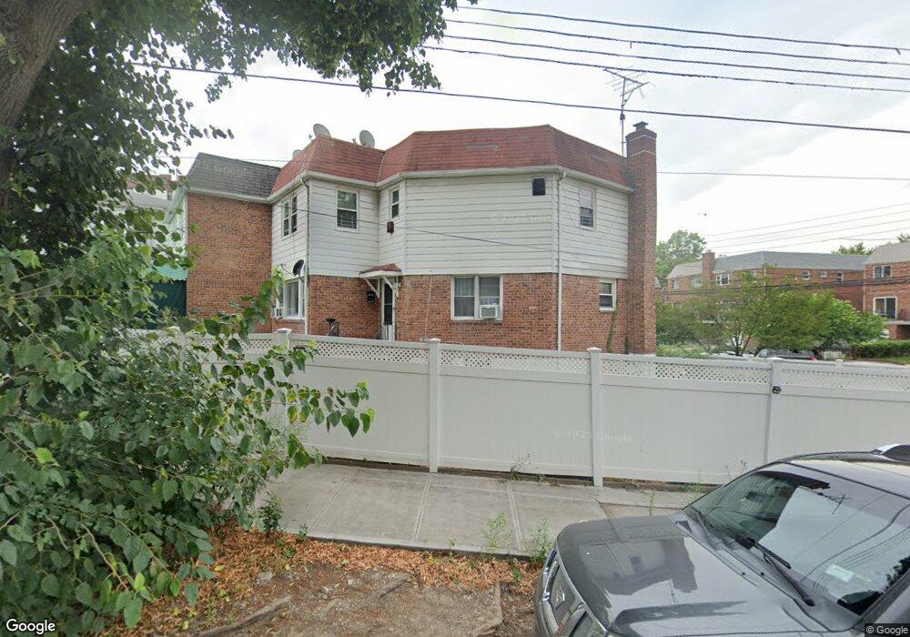 195-37 Sagamore Ave, Hollis, NY 11423 - photo 1