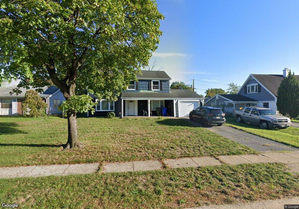 32 Brierdale Ln, Willingboro, NJ 08046 - photo 1