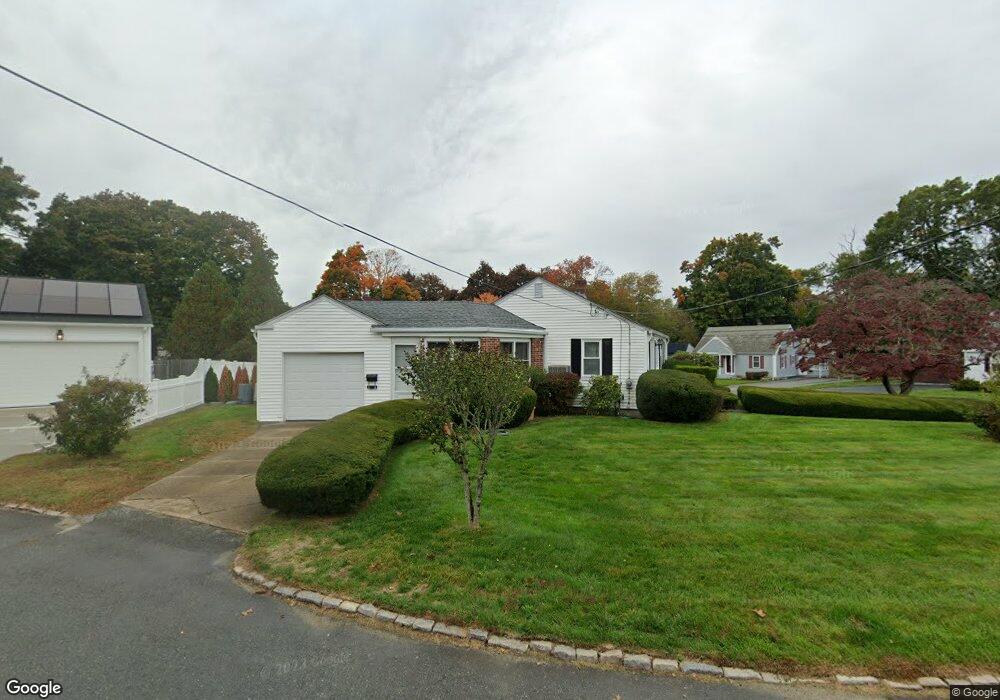 5 W Hill Cir, Cranston, RI 02920 - photo 1