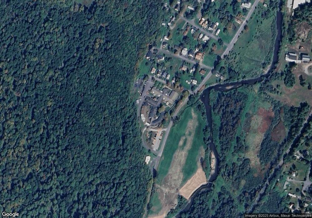 71 Richardson St, Northfield, VT 05663 - photo 1