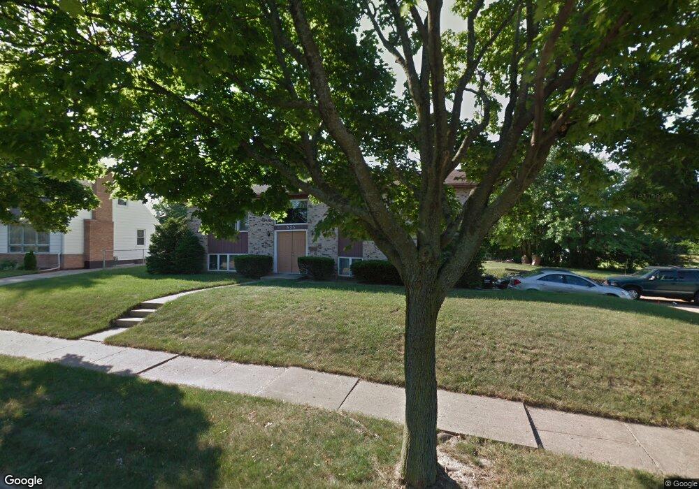 525 Heather Ln, Lansing, MI 48915 - photo 1