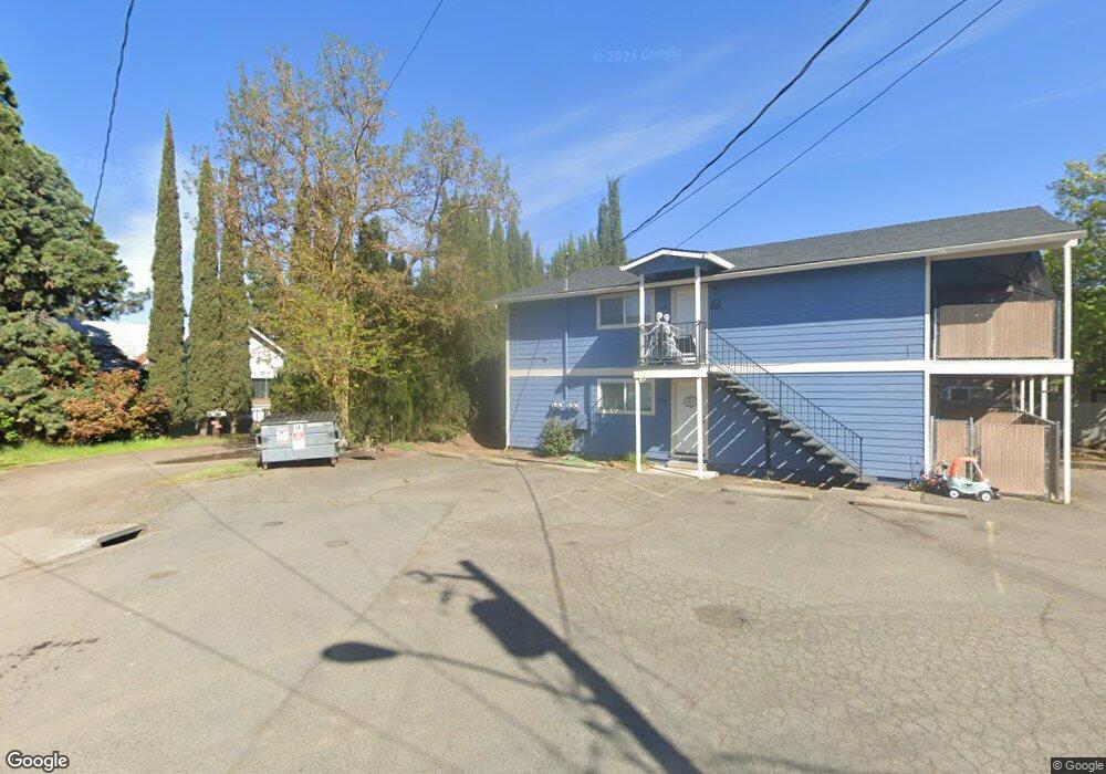 453 N 1st St, Medford, OR 97502 - photo 1