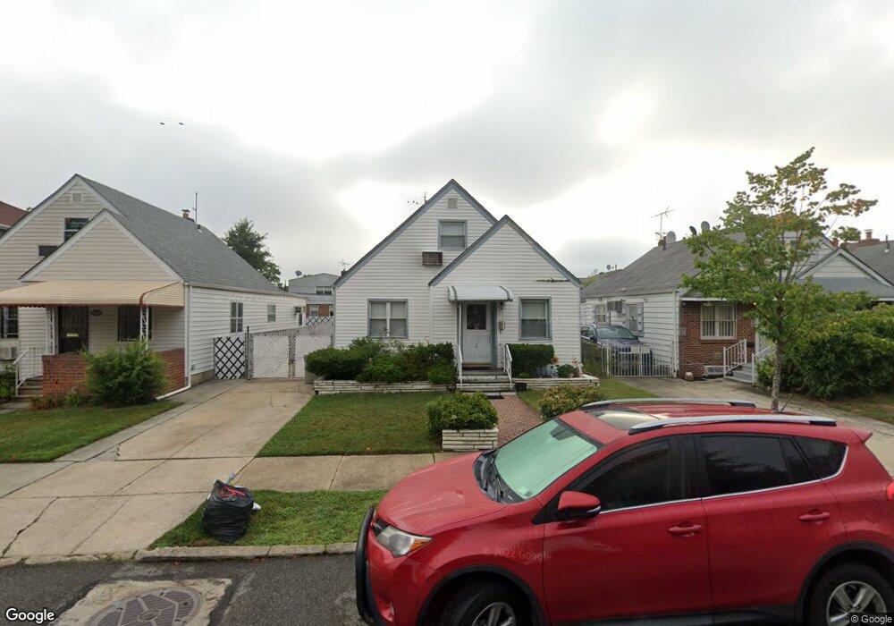 5311 189th St, Fresh Meadows, NY 11365 - photo 1