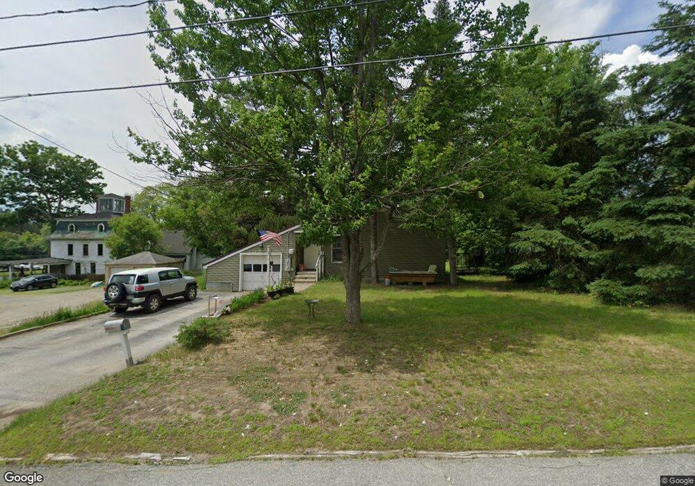 9 Myrtle St, Whitefield, NH 03598 - photo 1