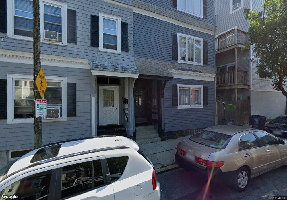 465-3 E 3rd St unit 465, Boston, MA 02127 - photo 1