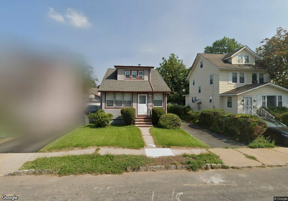 32 Harding St, Maplewood, NJ 07040 - photo 1