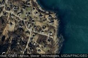15 Ocean St, Harpswell, ME 04079