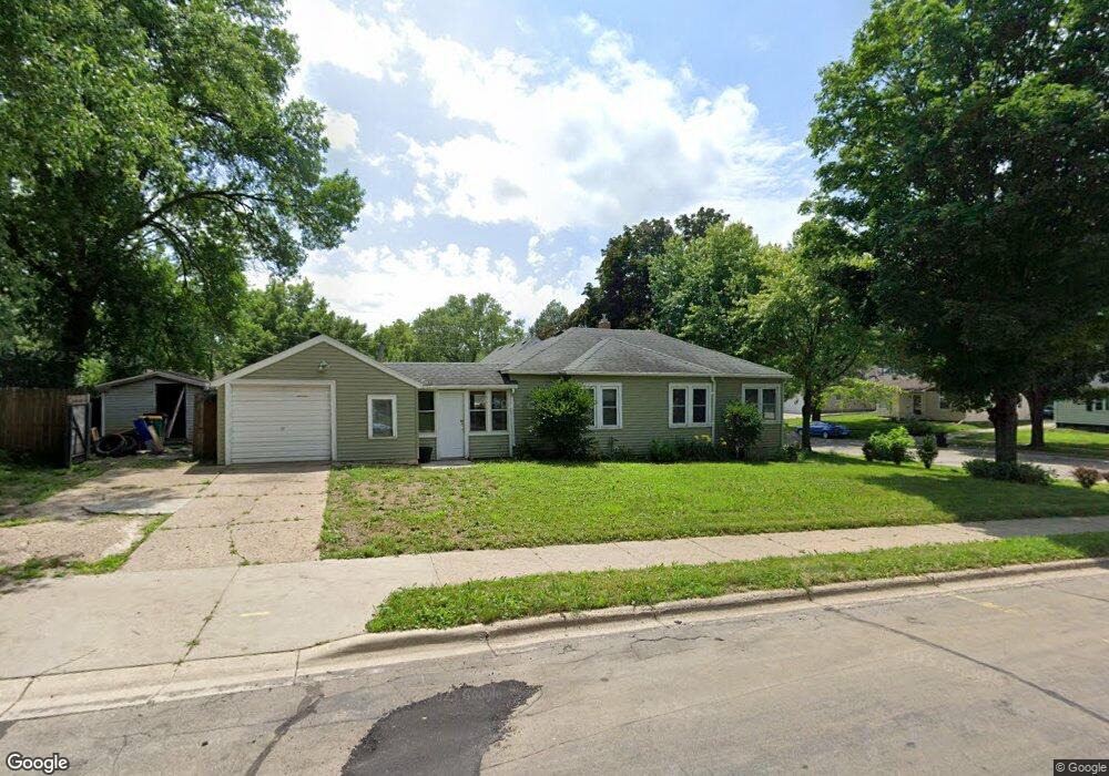 918 Valley Ave, Albert Lea, MN 56007 - photo 1