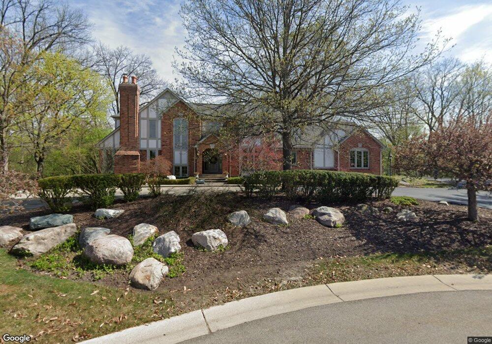265 Charing Cross Ct, Bloomfield Hills, MI 48304 - photo 1