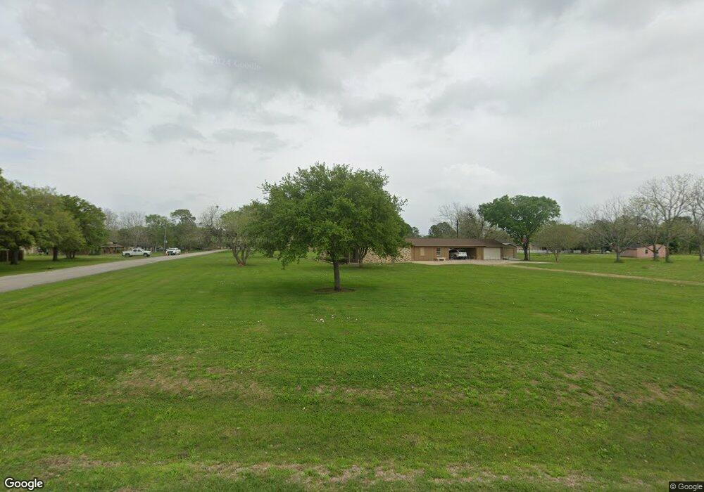 13 Trinity St, Bay City, TX 77414 - photo 1