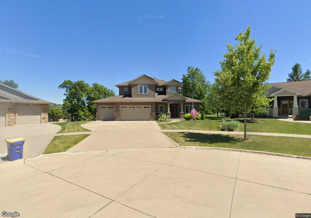 201 Ridge View Dr, West Branch, IA 52358 - photo 1