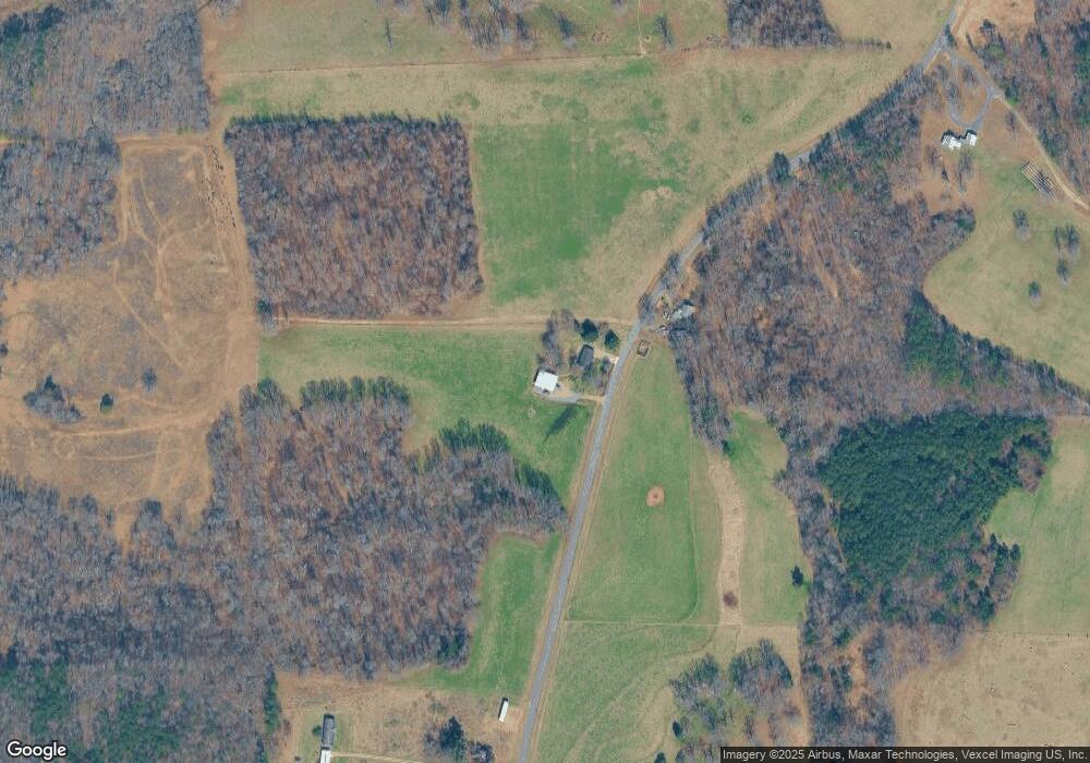 224 Mills Garden Rd, Statesville, NC 28625 - photo 1