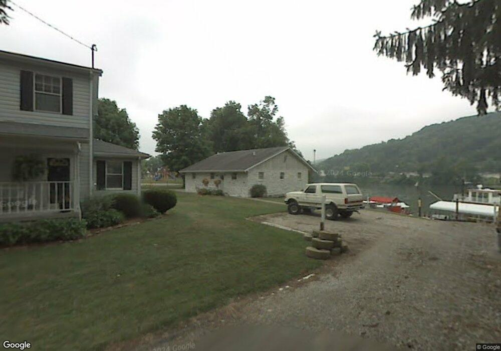 200 25th St, Dunbar, WV 25064 - photo 1