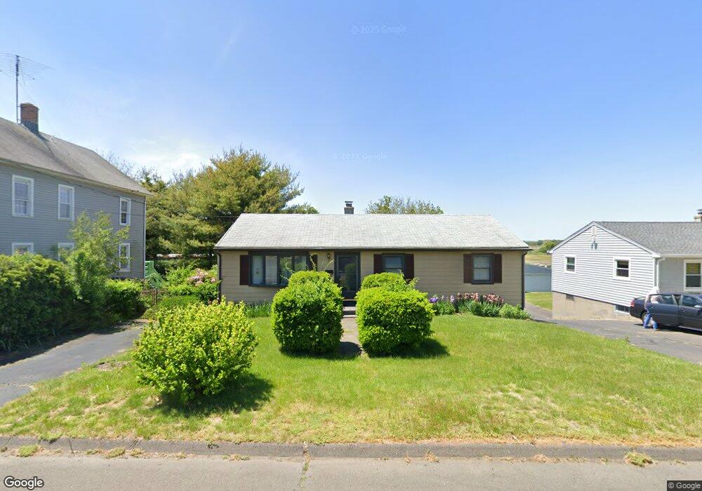 1020 Stratford Rd, Stratford, CT 06615 - photo 1