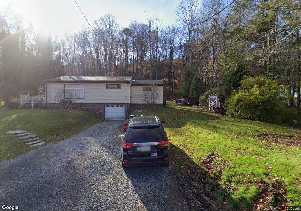 RR3 Bx 78 Outlet Rd, Harveys Lake, PA 18618 - photo 1