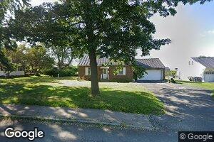 607 Elm St, Derby Line, VT 05830