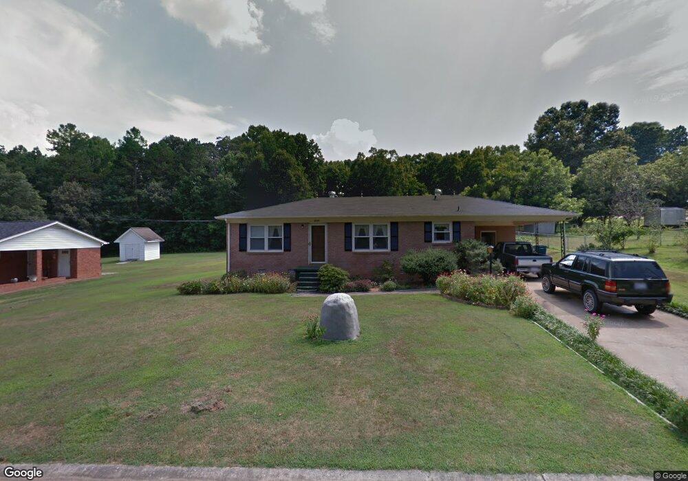 2009 Townview Dr, Kannapolis, NC 28081 - photo 1