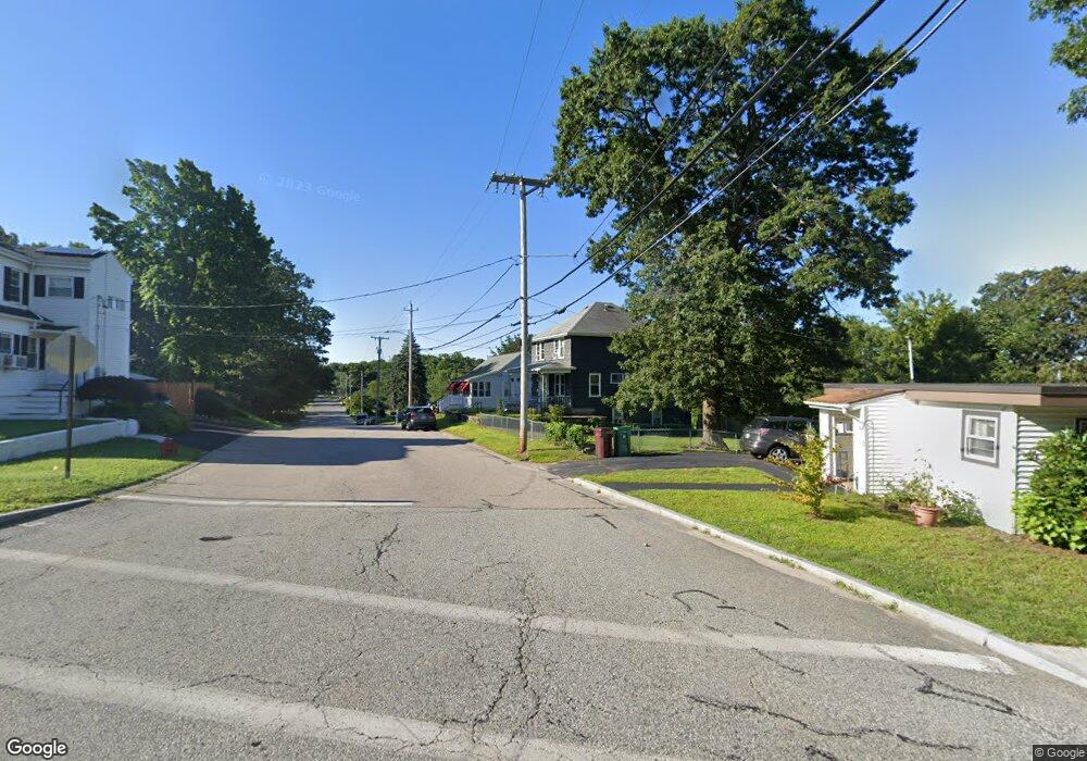 1 Jillson Ave unit 2, Woonsocket, RI 02895 - photo 1