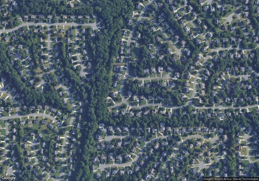 3930 Bridle Ridge Dr, Suwanee, GA 30024 - photo 1