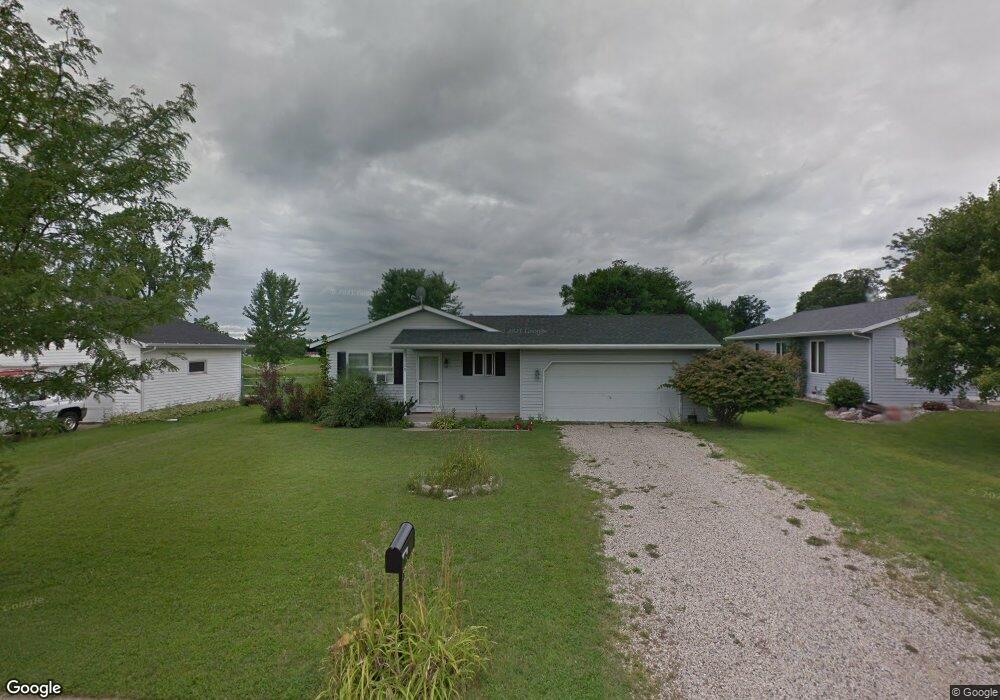 135 Countryside Dr, Evansville, WI 53536 - photo 1