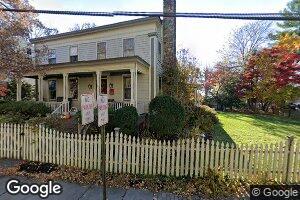 44 Center St, Clinton, NJ 08809