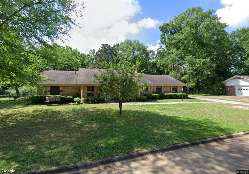 418 Wake Forest Dr, Wake Village, TX 75501 - photo 1