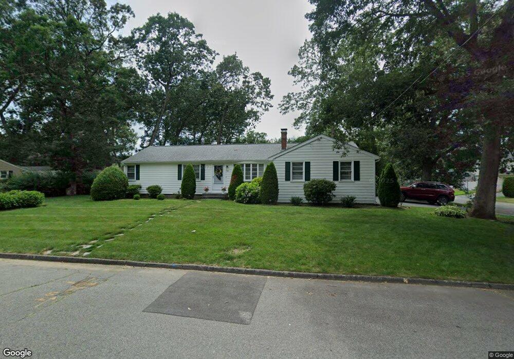 117 Viscount Rd, Warwick, RI 02889 - photo 1