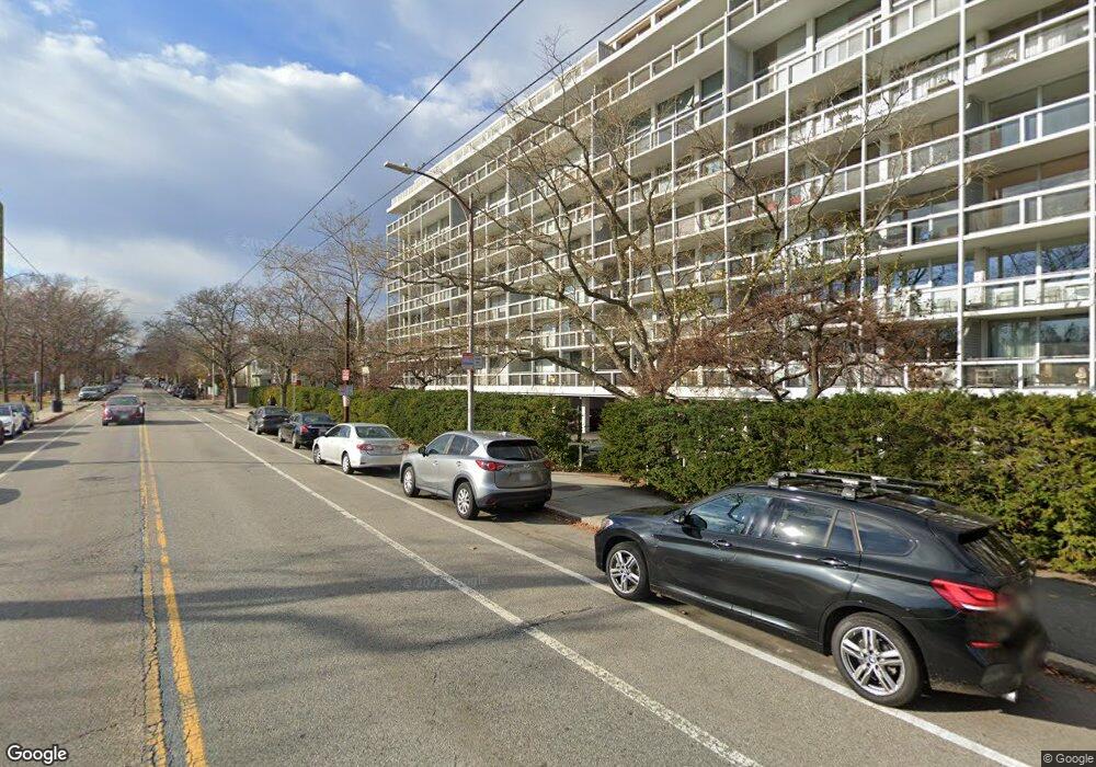 221 Mt Auburn unit 302, Cambridge, MA 02138 - photo 1